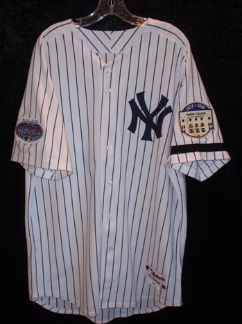 MLB New York Yankees Robinson Cano Home Replica Baseball Jersey, White/Navy,  Medium : : Clothing & Accessories